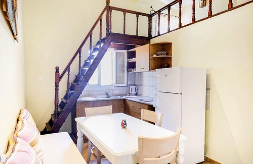 Paleokastritsa Apartment | Spacious Apartment in Paleokastrites