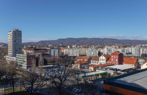 Zagreb Apartment | Spacious Apartment in Radnička Business Zone