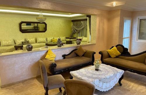 Bni Makada Apartment | Spacious Apartment