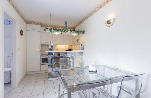 Middelkerke Apartment | Spacious apartment with terrace