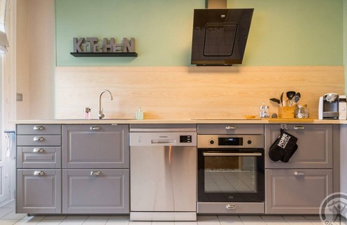 Granville Apartment | Spacious Apartment with Balcony in Granville, Near Beach and Shops