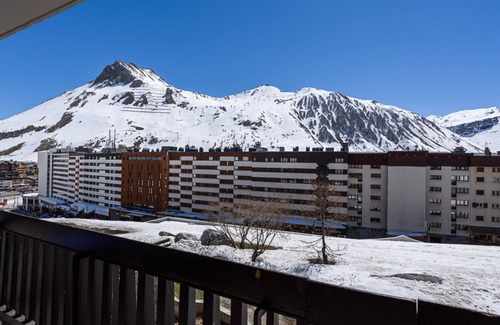 Tignes le Lac Apartment | Spacious Apartment with Balcony · Close to Slopes & Amenities · Sleeps 8 · Free WiFi