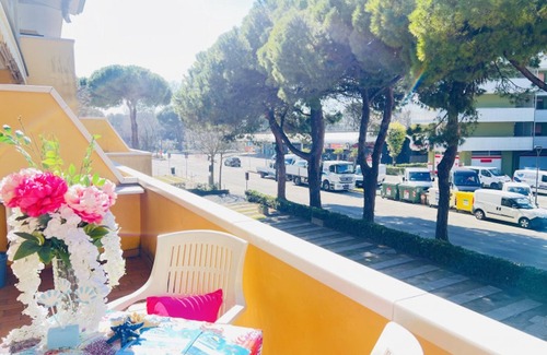 Bibione Apartment | Spacious apartment with large balcony
