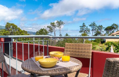 Campanario Apartment | Spacious apartment with pool in Prazeres - 150m²