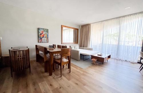 El Zonte House | Spacious Apartment with Balcony