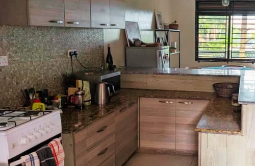 Kireka Apartment | Spacious art filled 2-bed, 2 bathroom apartment in Kampala