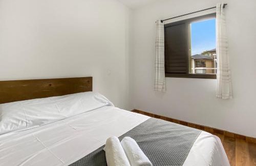 Campos do Jordao Apartment | Spacious Balcony 2 bedrooms Heater