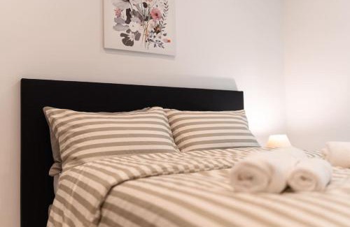 Sliema Apartment | Spacious - Beautiful - Sea Front