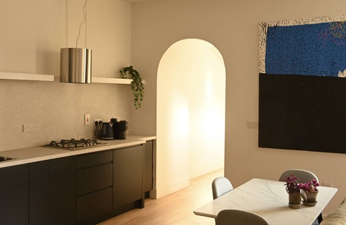 Dublin Apartment | Spacious, bright and modern apartment on Monkstown seafront