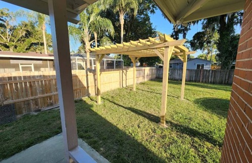 Jacksonville Apartment | Spacious, bright, newly remodeled 3br 1 1/2 bath