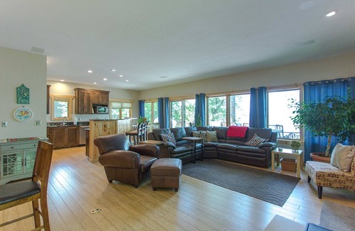 McGregor Cabin | Spacious cabin on Big Sandy