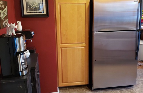 South Bend House | Spacious Cape Cod - Minutes from Notre Dame