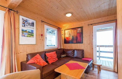 Annaberg im Lammertal Ski Chalet | Spacious Chalet in Annaberg-Lungötz with shared Sauna