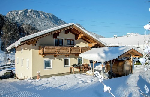 Itter House | Spacious Chalet near Ski area in Itter
