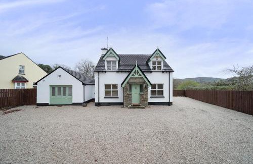 Rathmullan House | Spacious Coastal Accommodation with Games Room - Sleeps 10