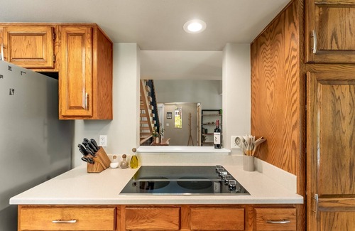 Monument House | Spacious Comfort in Scenic Monument