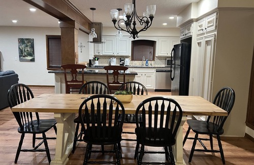 Tomball House | Spacious Comfort - Long Term Stays Considered.