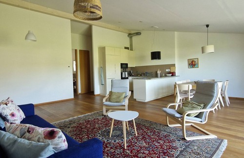 Gurmels Apartment | Spacious, comfortable, 4 bedroom attic