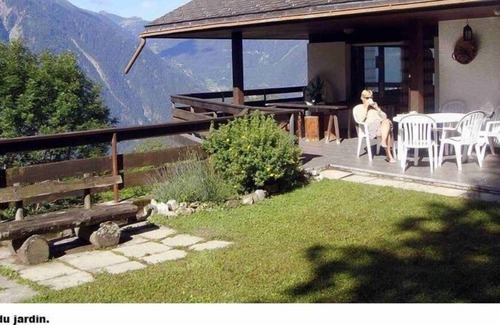 Chemin Ski Chalet | SPACIOUS, COMFORTABLE, QUIET, PANORAMIC VIEW, SUNNY