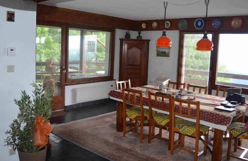 Chemin Ski Chalet | SPACIOUS, COMFORTABLE, QUIET, PANORAMIC VIEW, SUNNY
