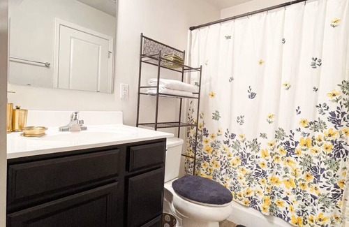 Nashville House | Spacious, comfortable, bright 3br, 2.5 ba townhome