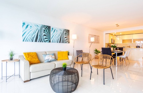 Sunny Isles Beach Condo | Spacious condo w/open layout across from the beach | WIFI + Parking