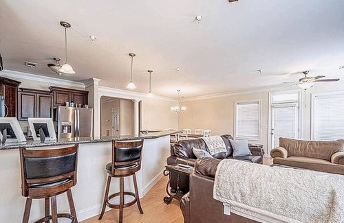 Milledgeville Condo | Spacious Condo on Lake Sinclair