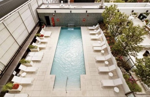 Downtown Montreal Condo | Spacious Cozy & LuxuriousnCondo, 2 bed 2 bath