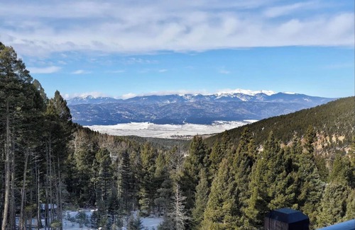 Angel Fire House | Spacious, Custom Built, Luxury Home Cabin with Hot Tub, Stunning Views,