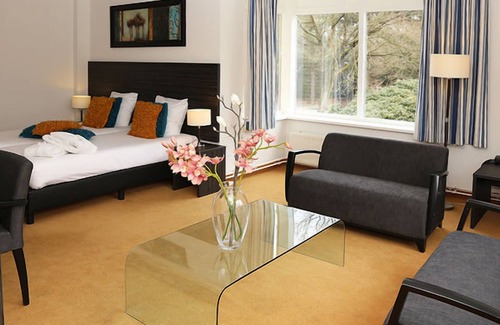 De Bult Hotel | Spacious De Bult Family Hideaway | 3 Units