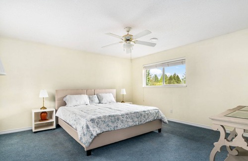 Delta House | Spacious Delta Oasis Sleeps 14
