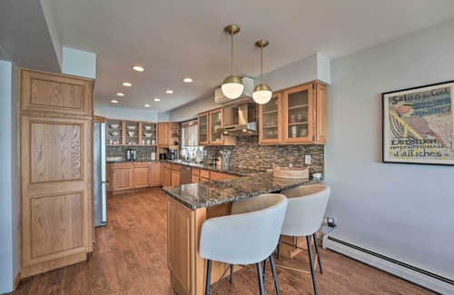 Delton Cottage | Spacious Delton Home w/Fire Pit + Lake Views