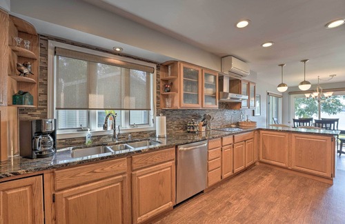 Delton Cottage | Spacious Delton Home w/Fire Pit + Lake Views