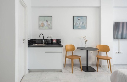 Monastiraki Apartment | Spacious designer apartment in the heart of Athens
