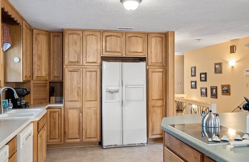 Red Lodge House | Spacious, Dog Friendly with Hot Tub - Elk Ridge