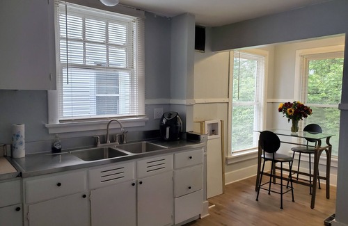 Dayton House | Spacious Duplex- Mins from Downtown & Highway