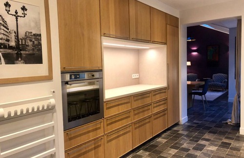 Jussieu House | Spacious family home with large garden