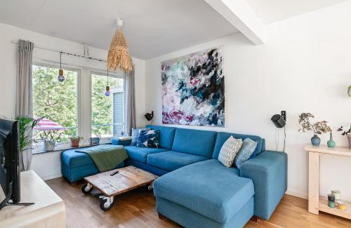 Tungelsta Villa | Spacious Family Home with Backyard