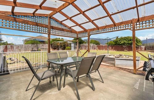 Lutana Apartment | Spacious Family Home with Views
