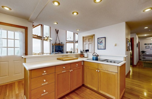 Rockaway Beach House | Spacious family home near the beach w/ocean view, large deck, free WiFi & more