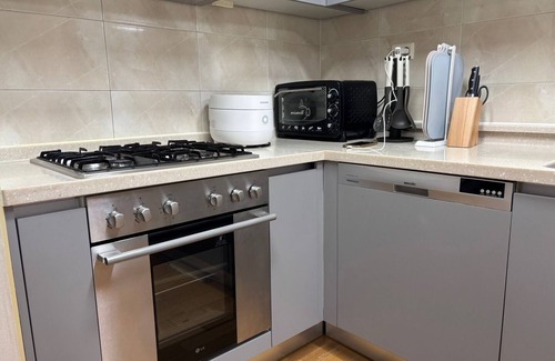 Seocho-dong Apartment | Spacious & Fully Equipped Apartment in Gangnam