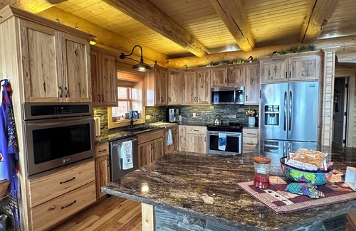 Miltona Cabin | Spacious & Fun Lakefront Gem: Games - Views - Deck