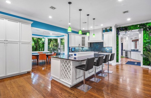 Delray Beach House | Spacious Gated Estate In Charming Delray Beach