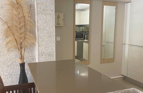 Saint-Aygulf Villa | SPACIOUS GROUND-FLOOR APARTMENT IN VILLA HEATED POOL AIR CONDITIONING NEAR SEA