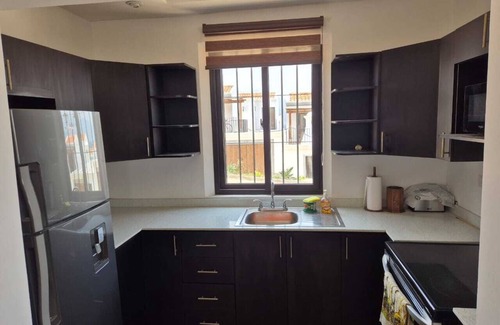 Antigua Guatemala House | Spacious 4-bedroom townhome in peaceful San Pedro Las Huertas with WiFi
