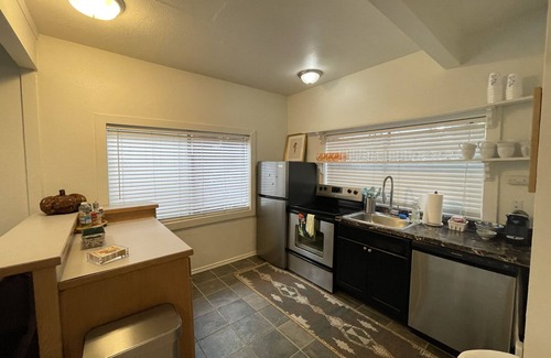 Westfield House | Spacious Guest House in the Heart of Central Austin- Walkable!