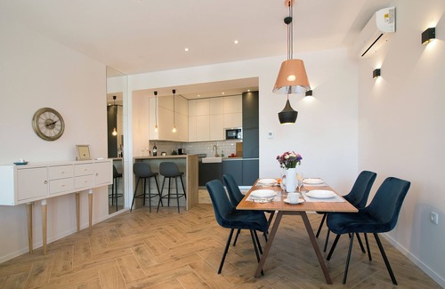 Rijeka Apartment | Spacious haven in the very heart of Rijeka with a unique view!