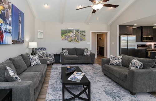 Hazel Green Cottage | Spacious Hazel Green Home w/Fireplace, Yard!