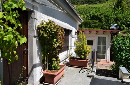 Bernkastel House | Spacious Holiday Home with Private Sauna, Terrace and Scenic River Views in Bern
