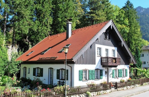 Oberammergau Apartment | Spacious Holiday Apartment with three Bedrooms